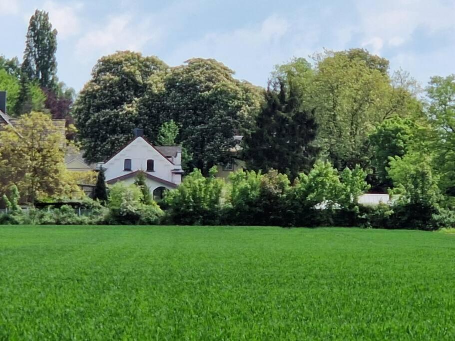 Historische Villa Mit Garten, Luxus Meerbusch Exteriér fotografie